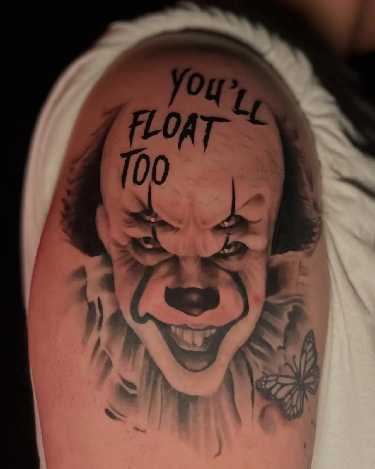 Realistic Pennywise clown with the words you’ll float too